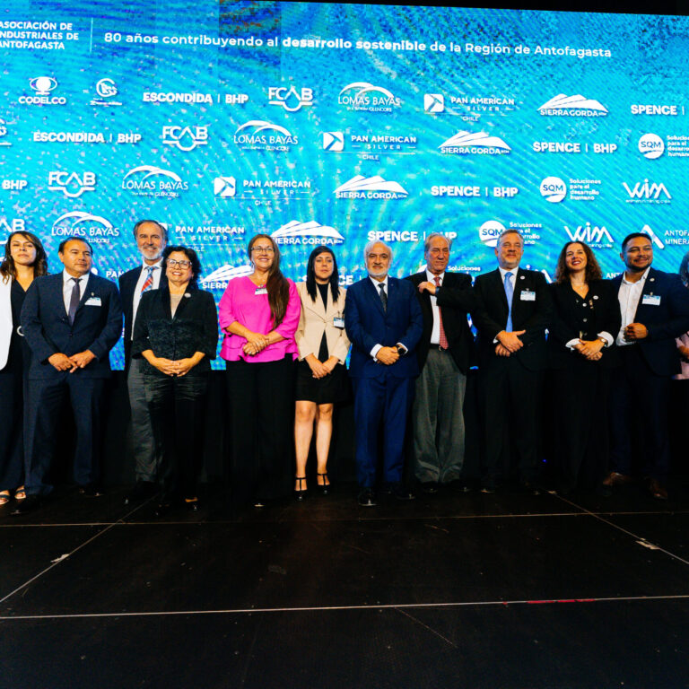 Cena Mujer y Minería-13